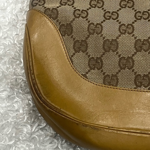 Vintage Gucci Jackie Bag Leather and Gold Hardware - Picture 7 of 16